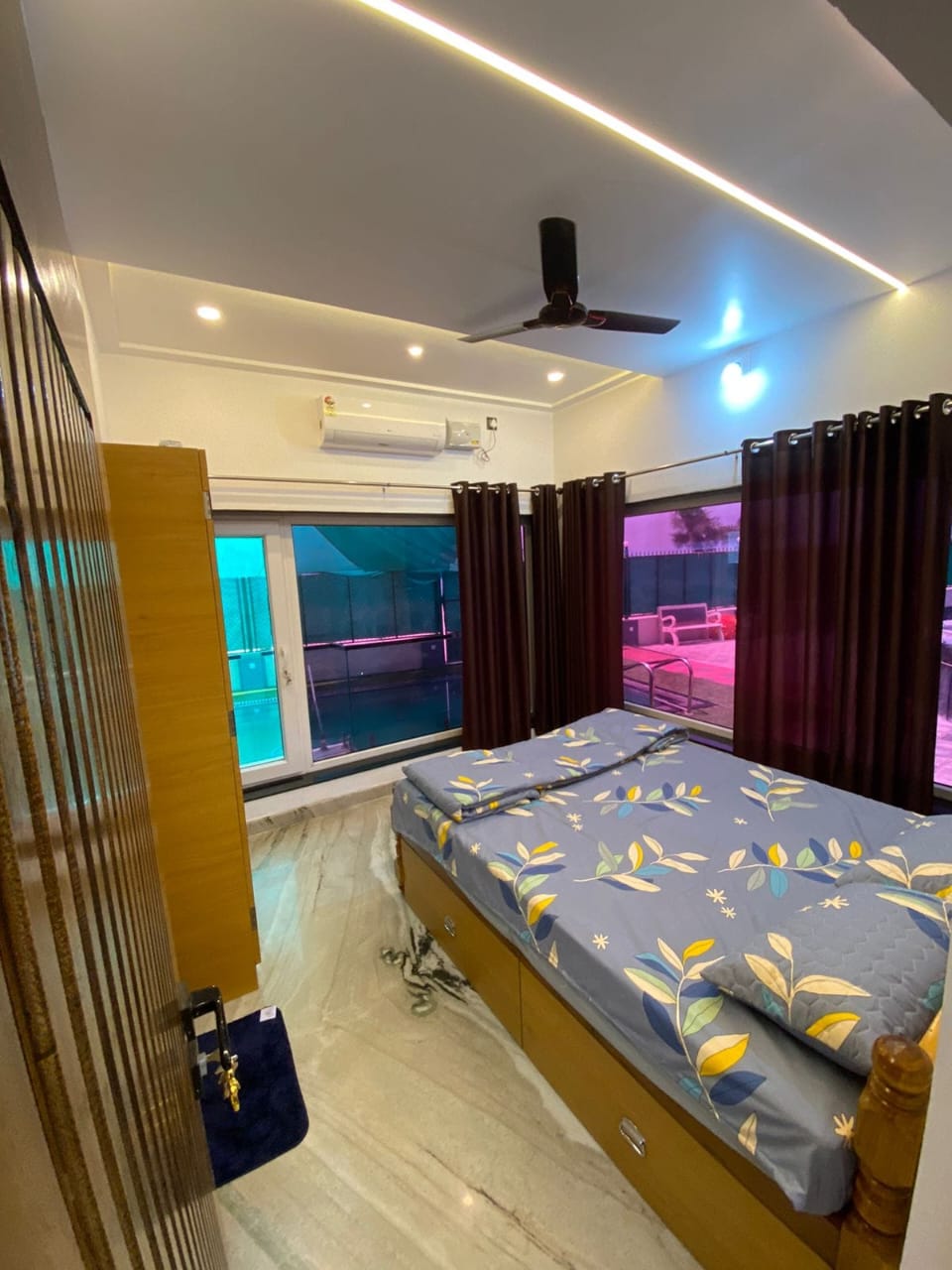 Beadroom View